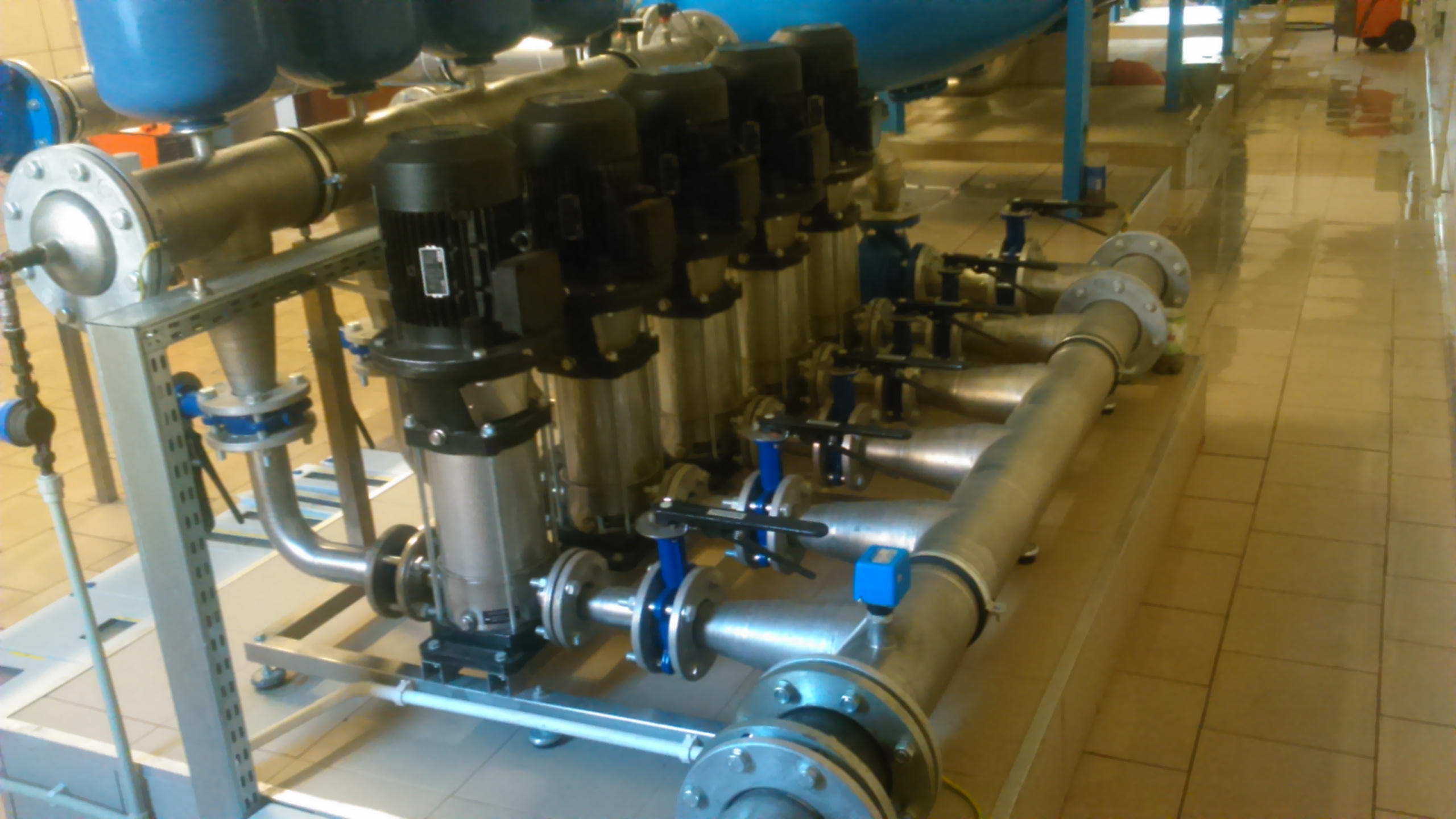 zestaw pompowy stacji uzdatniania wody