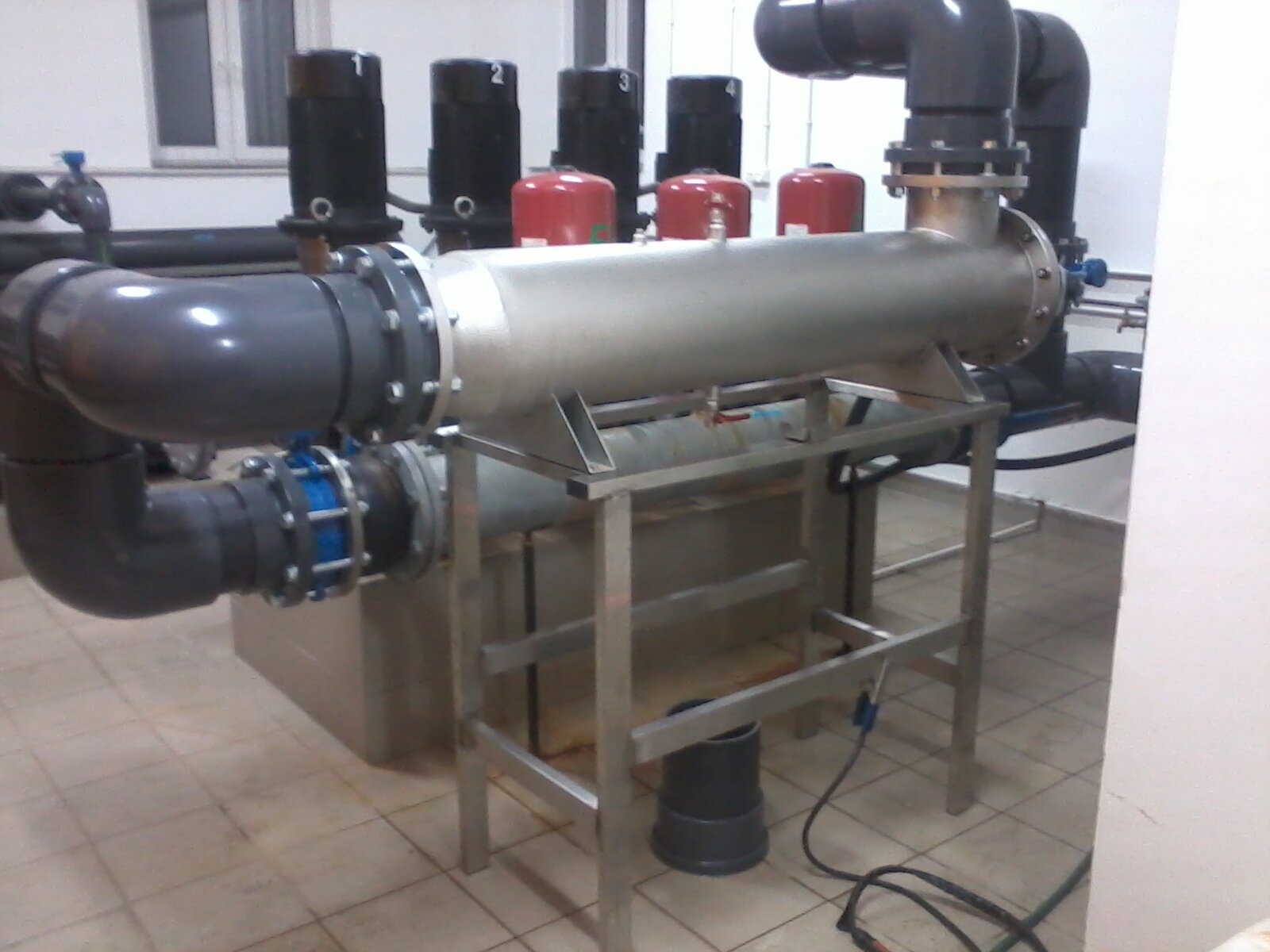 reaktor UV - oczyszczalnia wody